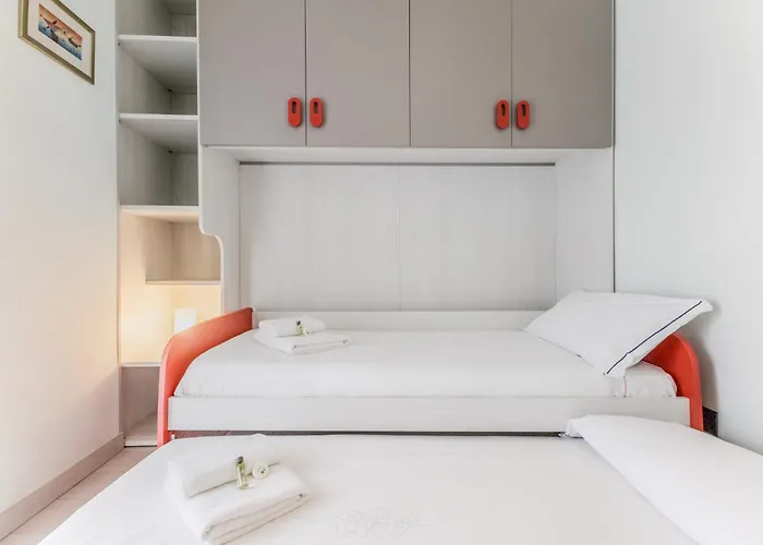 Modern 2 Bedroom Cinecitta * Rom